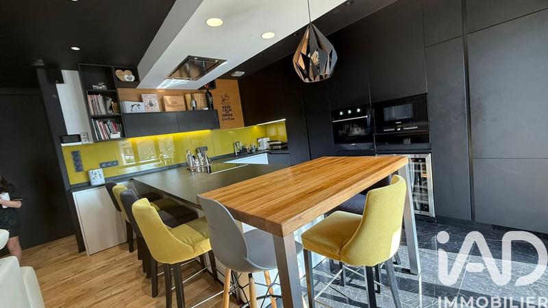 Maison - 115 m² - 5 pièces