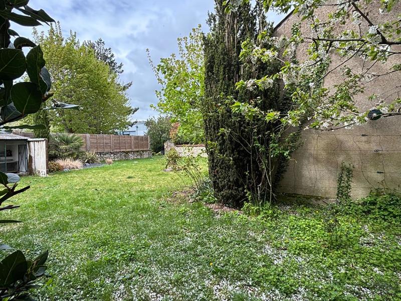 Maison - 167 m² - 6 pièces