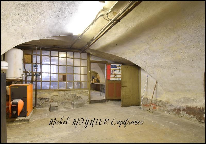 Maison - 368 m² - 7 pièces