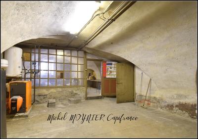 Maison - 368 m² - 7 pièces