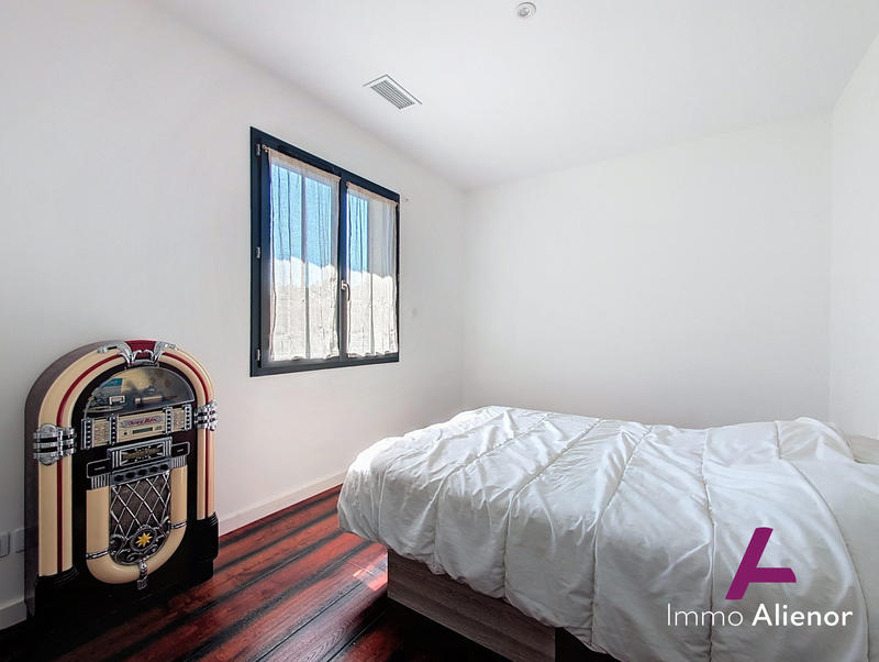 Maison - 105 m² - 4 pièces