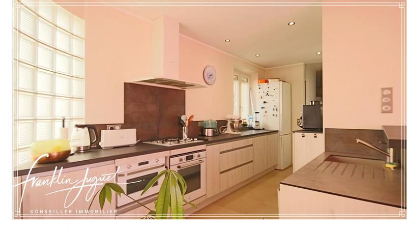 Appartement - 103 m² - 4 pièces