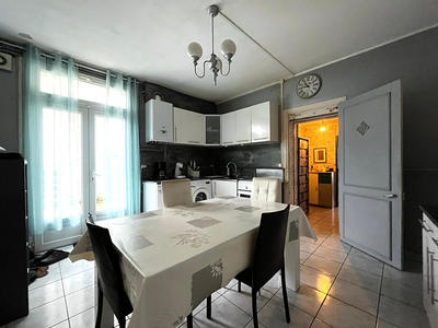 Maison - 105 m² - 5 pièces