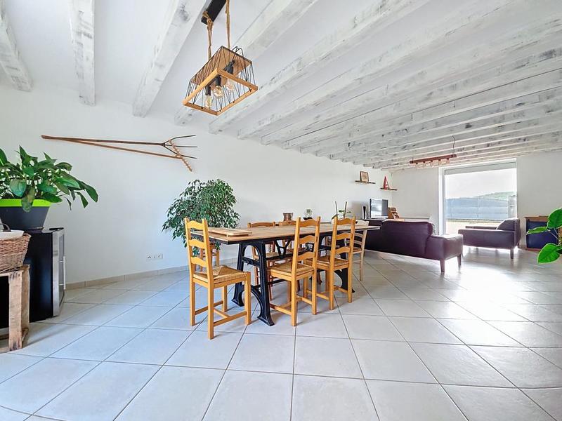 Maison - 194 m² - 5 pièces
