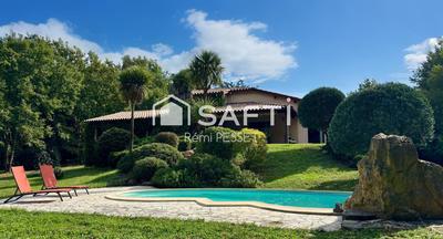 Villa - 180 m² - 6 pièces