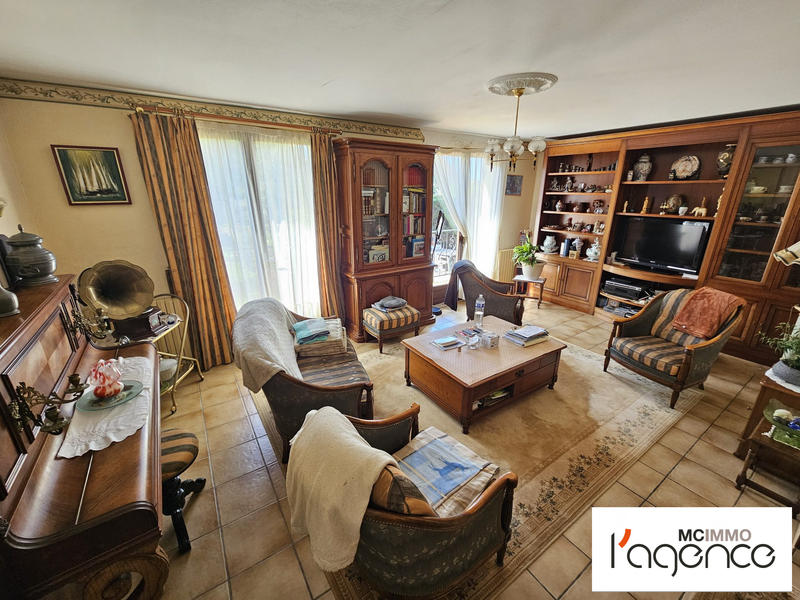 Maison traditionnelle - 133 m² - 5 pièces