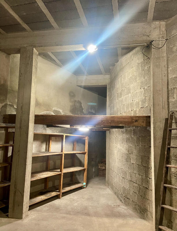 Parking / Garage - 50 m²