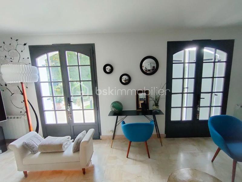 Propriété - 167 m² - 7 pièces