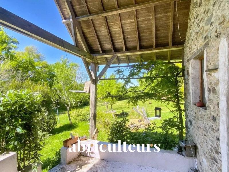 Maison - 160 m² - 9 pièces