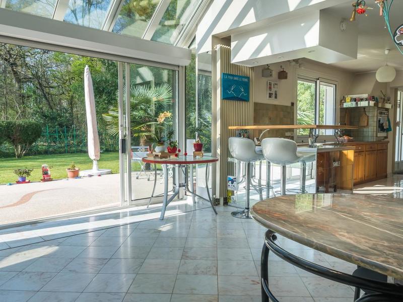 Maison - 209 m² - 6 pièces