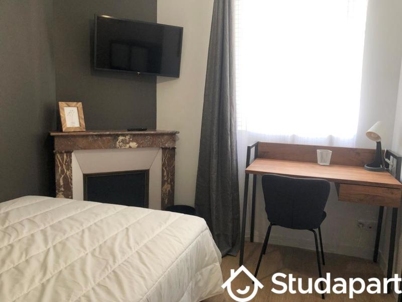 Chambre - 9 m² - 1 pièce