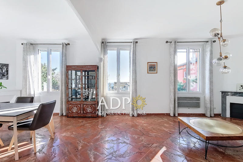 Appartement - 106 m² - 4 pièces