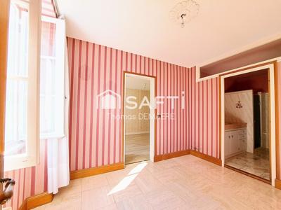 Maison - 132 m² - 8 pièces