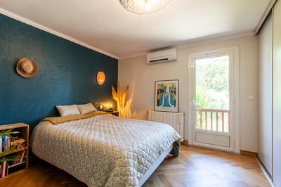 Maison - 208 m² - 11 pièces