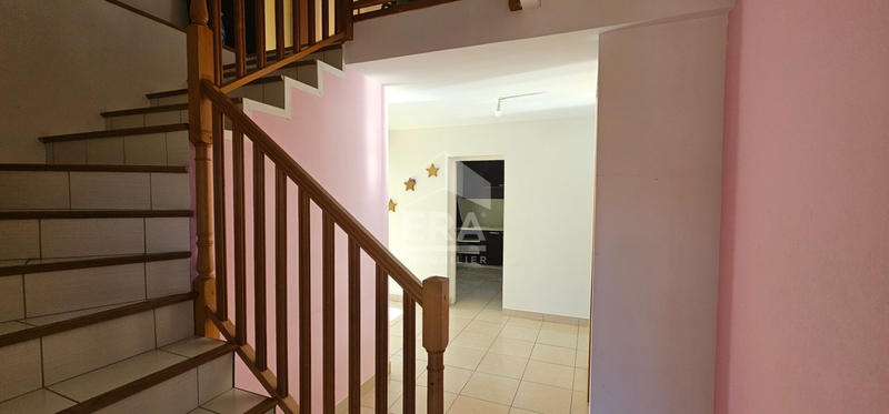 Maison - 152 m² - 6 pièces