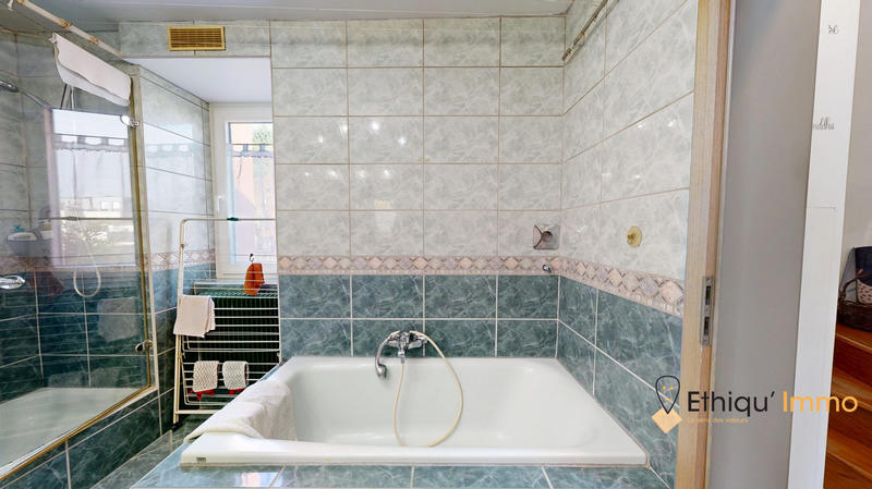 Appartement - 82 m² - 5 pièces