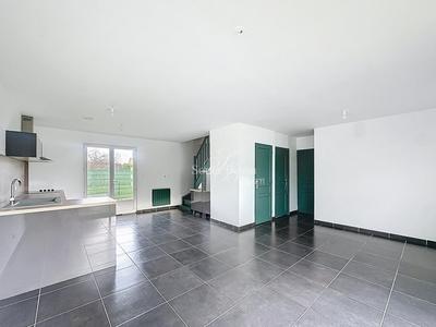 Maison - 75 m² - 4 pièces