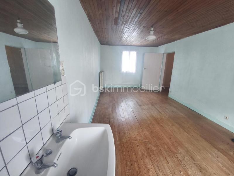 Maison - 96 m² - 5 pièces