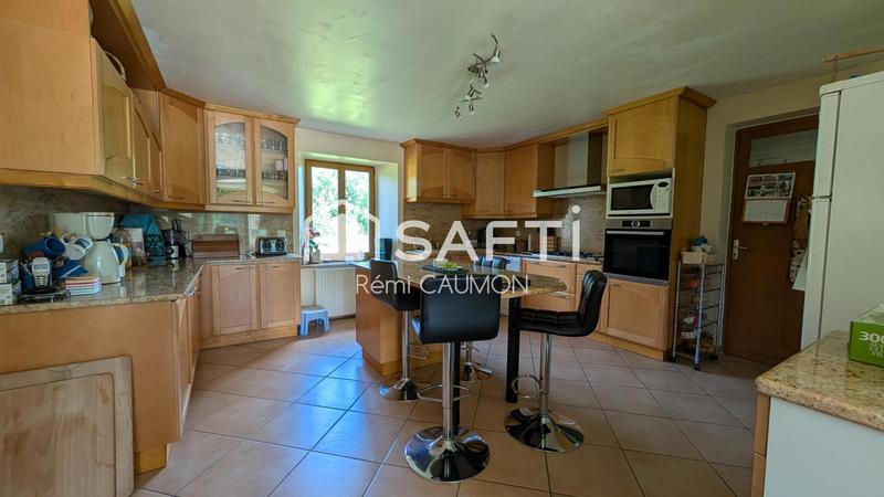 Maison - 188 m² - 6 pièces