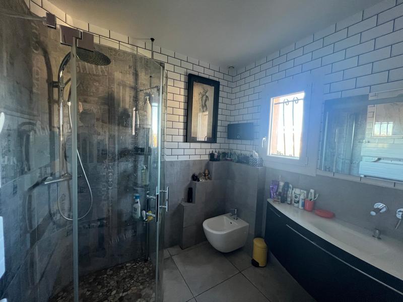 Maison - 195 m² - 7 pièces