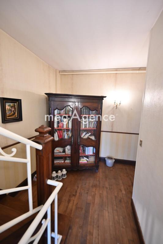 Maison - 177 m² - 7 pièces