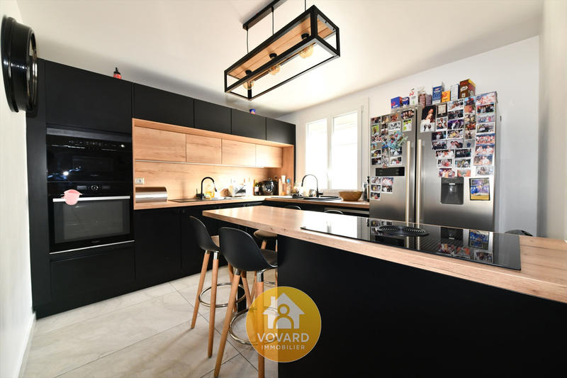 Maison - 100 m² - 6 pièces