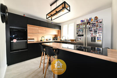 Maison - 100 m² - 6 pièces