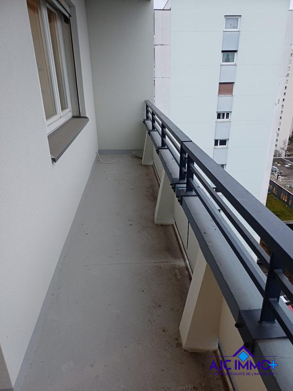 Appartement - 97 m² - 4 pièces