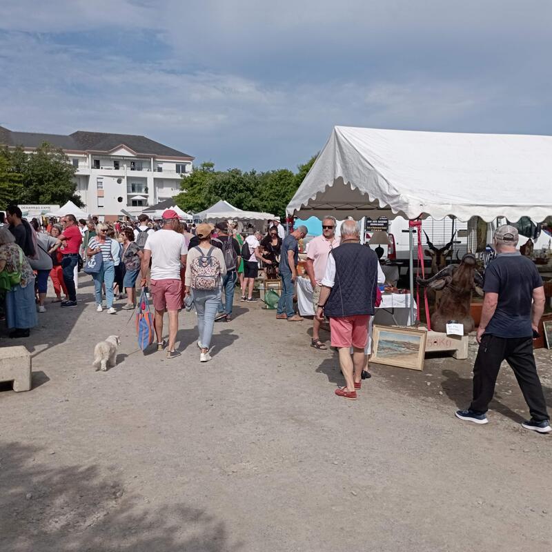 Belle brocante du pouliguen