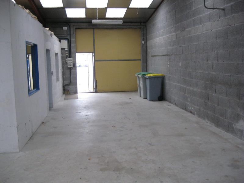 Entrepôt - 140 m²
