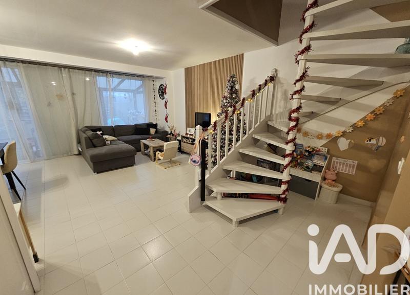 Maison - 104 m² - 5 pièces