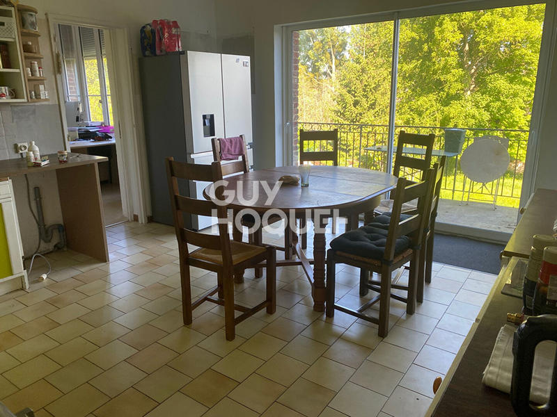 Maison - 240 m² - 12 pièces