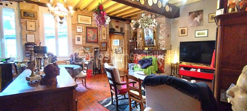 Immeuble - 214 m² - 6 pièces