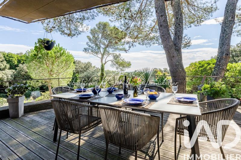 Maison de maîtres - 225 m² - 7 pièces