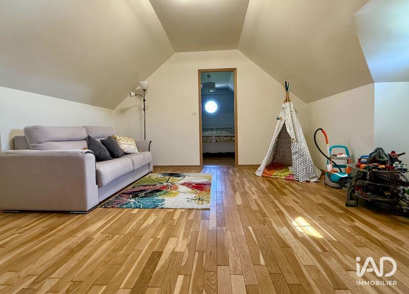 Maison - 170 m² - 5 pièces