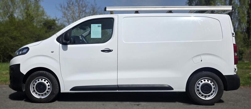 Citroën Jumpy 1° Main 1.5 b Hdi 100cv Pack Club 3 Places Entretien Peugeot