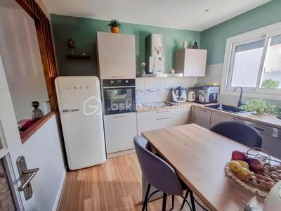 Maison - 80 m² - 5 pièces