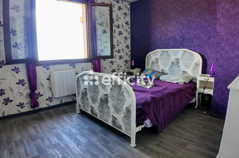 Maison - 121 m² - 6 pièces