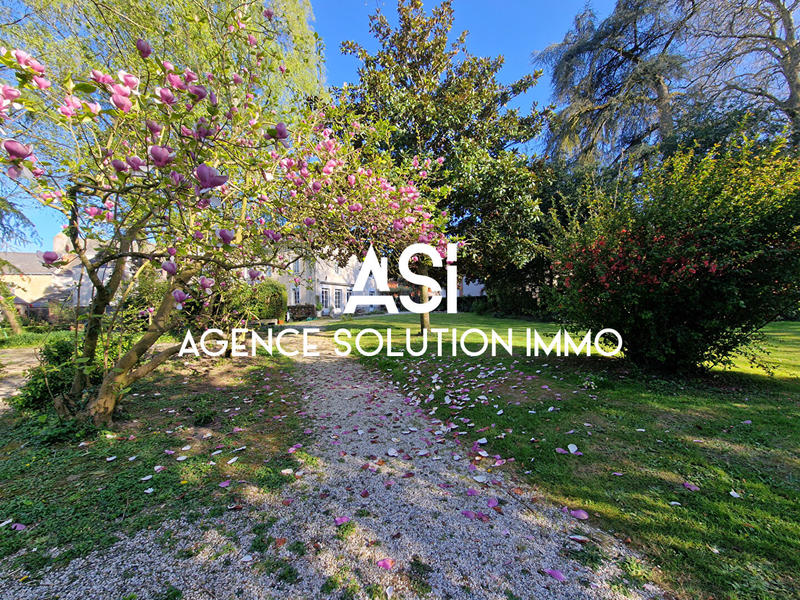 Maison - 339 m² - 8 pièces