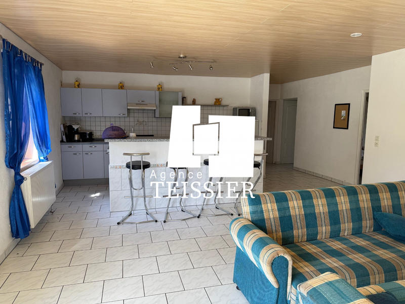 Maison - 217 m² - 9 pièces