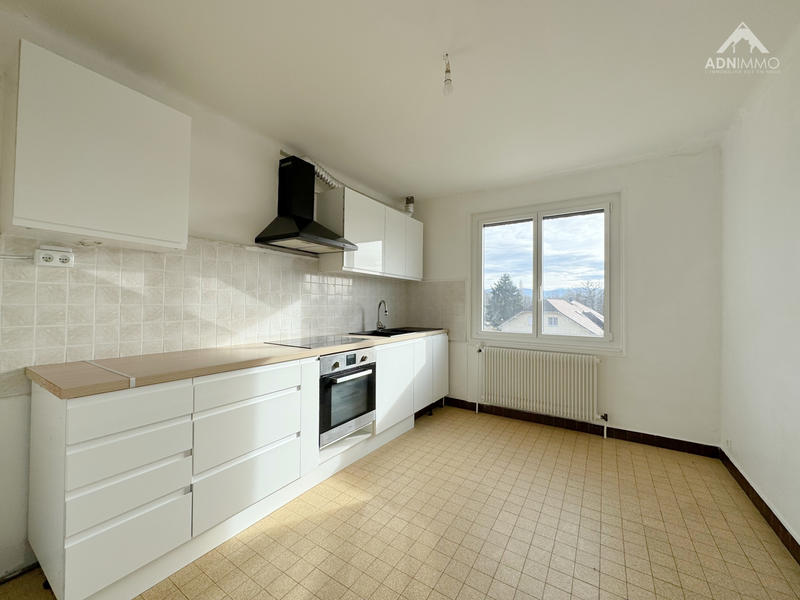 Maison - 88 m² - 3 pièces