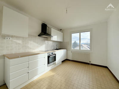 Maison - 88 m² - 3 pièces