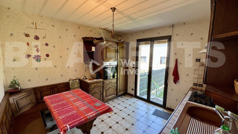 Maison - 121 m² - 8 pièces