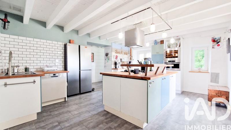 Maison - 179 m² - 5 pièces