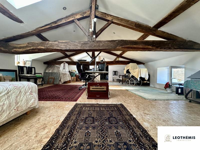 Maison - 362 m² - 14 pièces