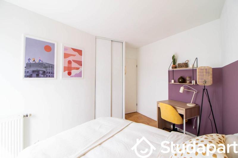 Chambre - 12 m² - 1 pièce