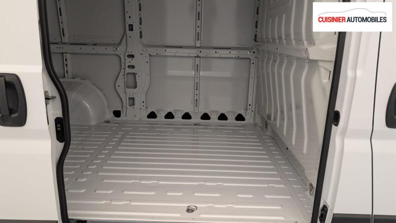 Peugeot Boxer Fourgon Tole 3.0 t L2h1 120 s Bvm6