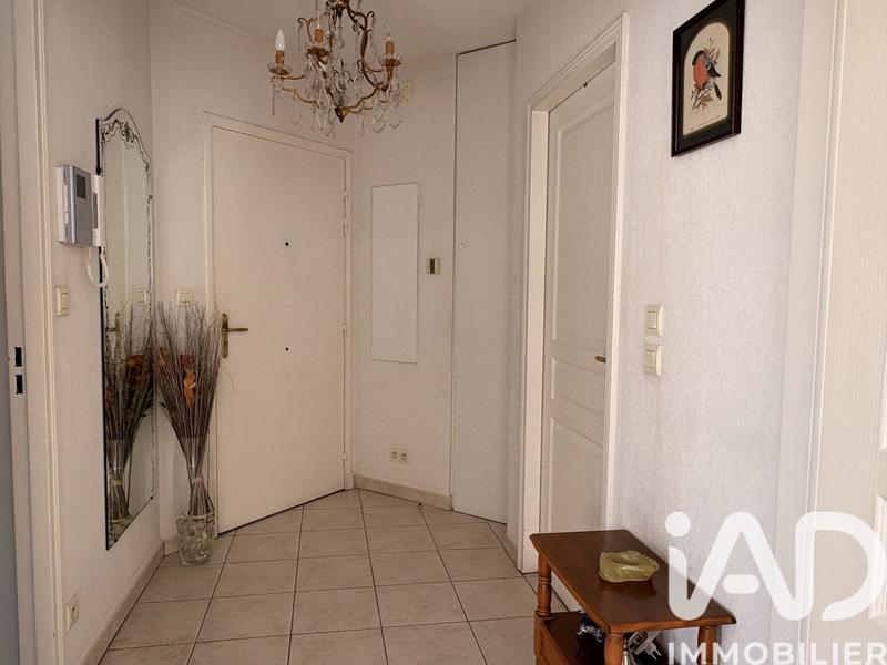 Appartement - 85 m² - 3 pièces