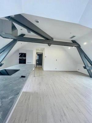 Appartement - 80 m² - 3 pièces