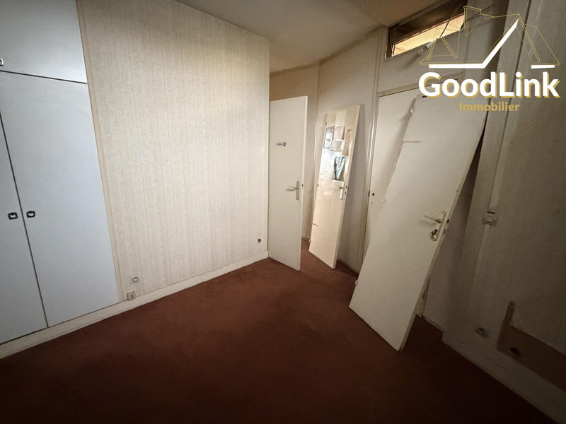 Local d'activités - 142 m²